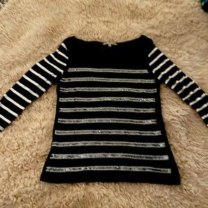 3/4 sleeve Navy Gap sequence stripped shirt.  size Small.